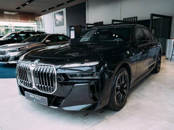 BMW i7 ELÉTRICO XDRIVE60 M SPORT BMW i7 ELÉTRICO XDRIVE60 M SPORT